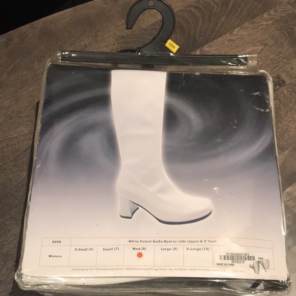 Spirit M&M Green Character Costume with Vintage Leather Knee High White Boots - Picture 5 of 6